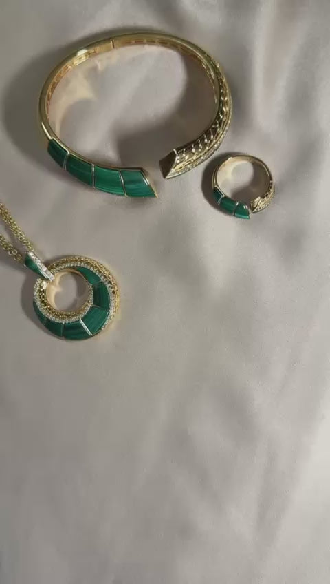 Royal Emerald Collection